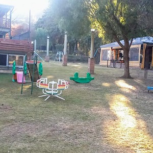Juegos infantiles de Complejo Rumipal