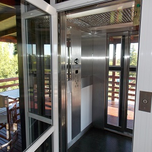 Apart con ascensor